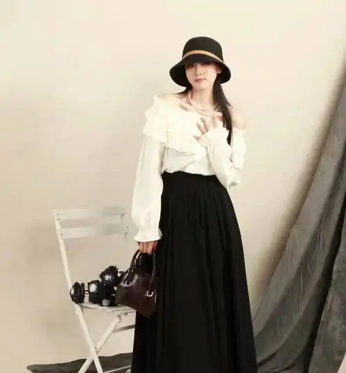 秋天流行穿长裙,优雅气质有女人味,出街回头率满分
