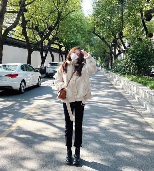 判断你是哪种腿型x型身材好,o型腿穿烟管裤更好看