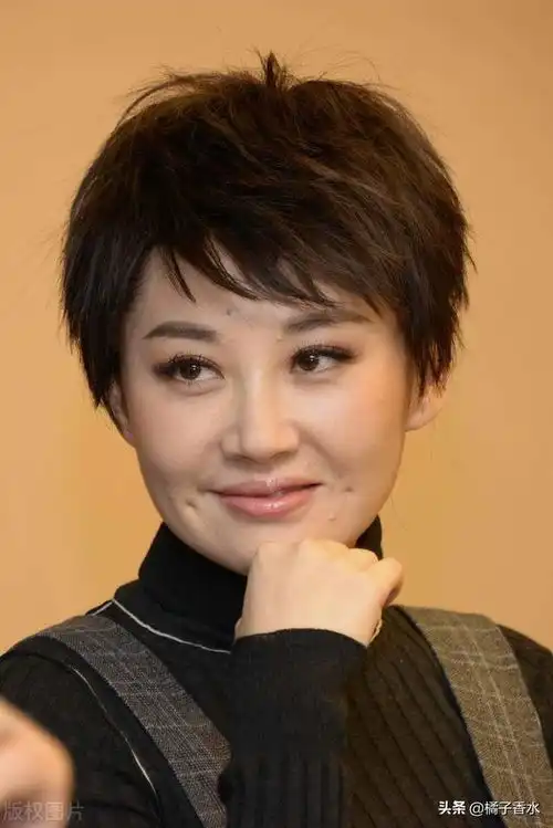 资深美女许晴,女人味十足,太漂亮