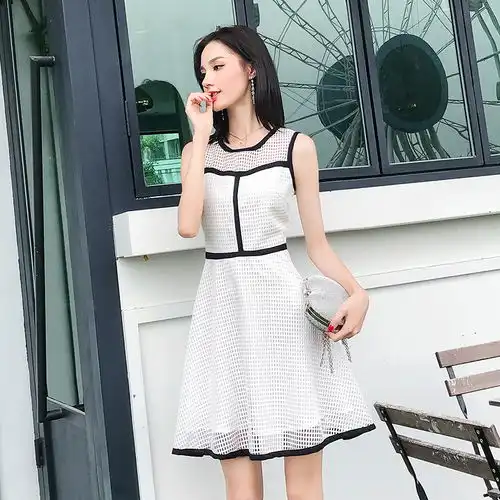 时尚的连衣裙,显瘦显高,突显女人优雅气质