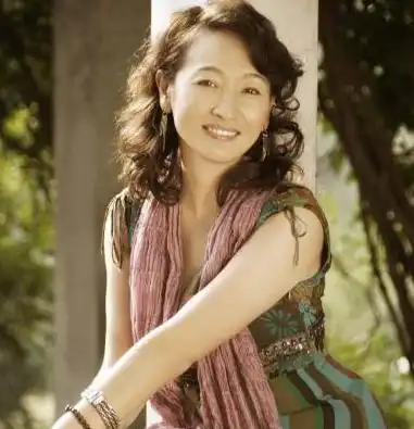 嗜酒成魔的他,喝跑老婆喝空百万家底,女儿离世后幡然醒悟再封神