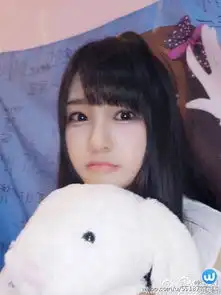 这个妹纸被称为四万年不遇的美女,看完眼已瞎