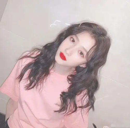 关晓彤多有钱看似平平无奇的发卡,当得知真正价格后,网友炸了
