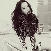 求好看的灰色欧美头像