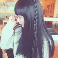 求解,这个是不是情侣头像