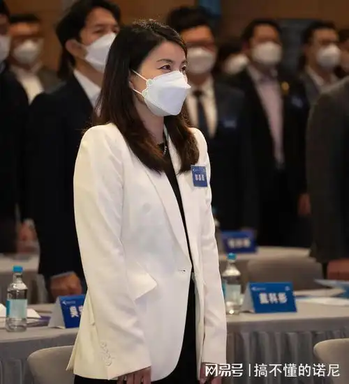 看到郭晶晶大女人的一面,我才真正明白这句谁说女子不如男