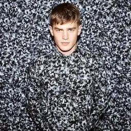 超时尚黑白色迷彩伪装,hugobyhugoboss2014秋冬男装广告大片预览,bodevelius演绎