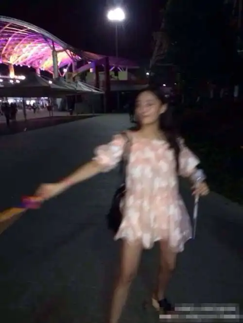 女生照片总模糊不堪如何拯救直男手机里的浪漫照片