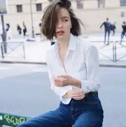 讲真,短发女孩,穿衣都不会太差