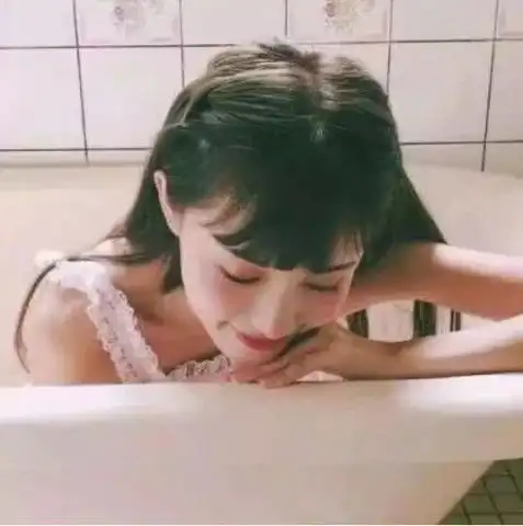 异性暗恋你时,才敢喊你这三个骚称呼,傻丫头你要脱单了