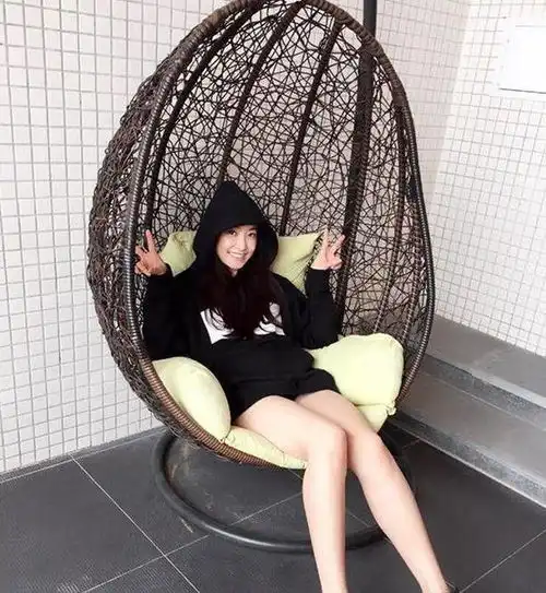 走进女神宋茜现实中的家,茶杯上满满可爱贴纸,也太有趣了吧
