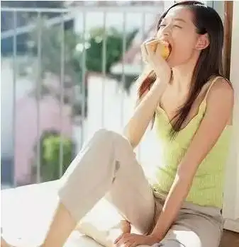 子雯护肤三个生活习惯让你拥有水润肌肤