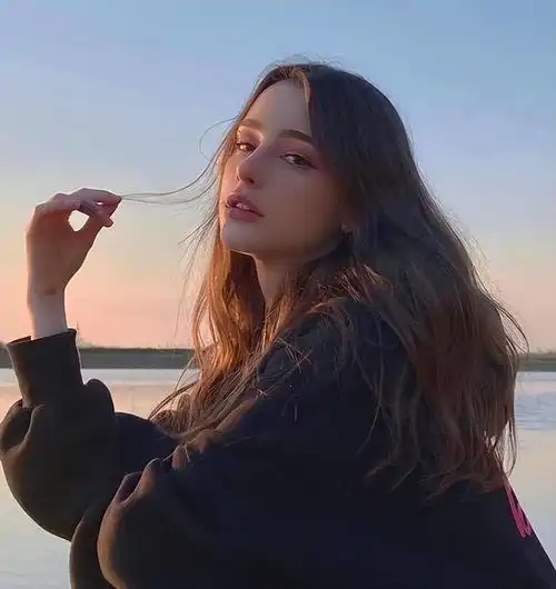 2022全球百大美女第四名绝了网友只看这位俄罗斯精灵美女