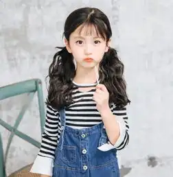 放过孩子吧,才9岁的女孩天天浓妆,卸妆之后面容憔悴像20