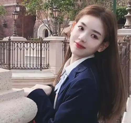 孙一宁直播不小心关美颜,生图颜值引热议,是不是真美女一目了然