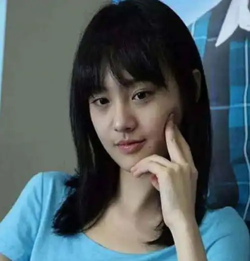 18岁的杨紫,18岁的郑爽,看到关晓彤难怪说鹿晗是真赚了