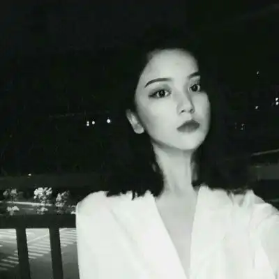 成熟女人头像30岁35岁亲切感的