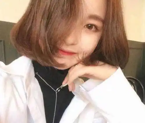 天生小女人的三大星座女,最能激发男人的保护欲