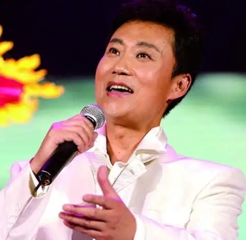 痴情汉耿为华妻子花了两年时间追上他,结婚15年他却被抛弃
