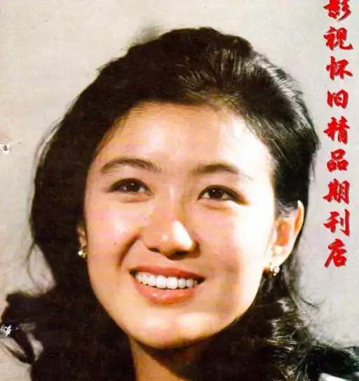 曾是中国第一女司仪,被誉为东方美人,巅峰期嫁大10岁富豪隐退