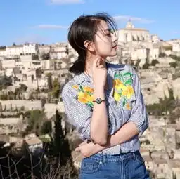韩头女生高圆圆