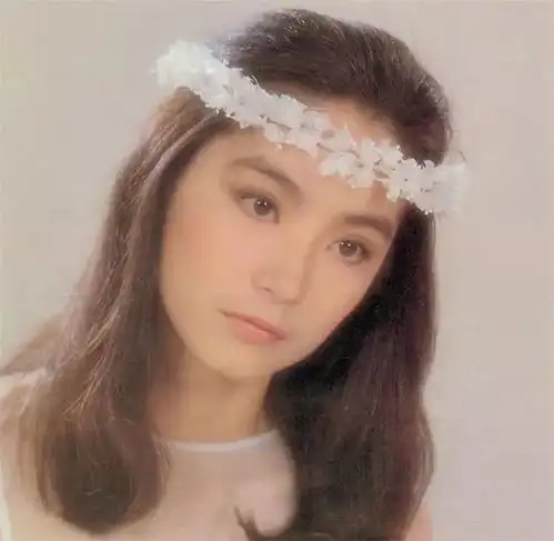 网友公认的十大绝色美女,刘亦菲高圆圆佟丽娅都未能上榜