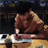 帮我找六个人的男生头像急用要好看的不要那些明星之类的谢谢