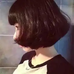 我要qq联系人的分组名称,帮忙想几个