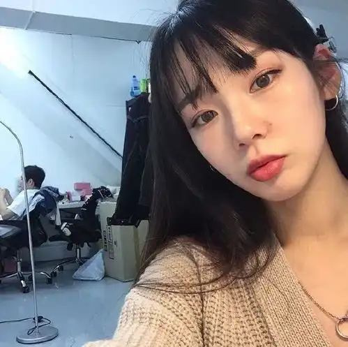 ins女生头像对同一个人也可以心动千万次