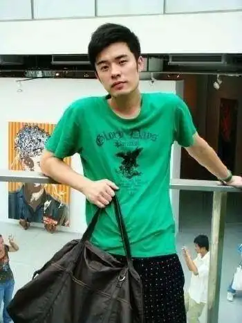 陈赫与爱情公寓伙伴合体,多才多艺的他原来背景这么强大