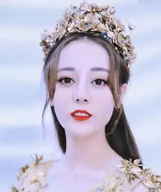 难怪陈赫会签下新疆美女,看清她的颜值后,热巴地位不保