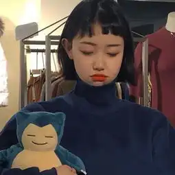 女生二次元刘海短发时髦又萌呆可爱