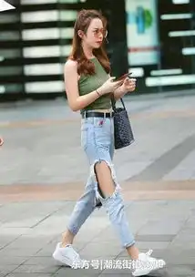 街拍美女的性感元素搭配指南,让你穿出女人味更时尚