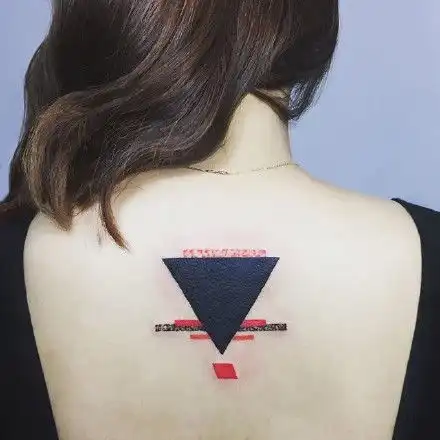 纹身半身简约季懿苏