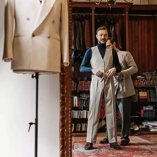 将经典风格穿出时髦感我只服alekscvetkovic