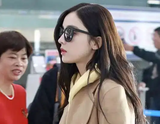 一夜回归长发娜扎因新剧接长发女人味飙升,网友美呆了