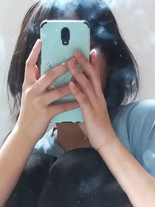 好看的真人美女头像冲冲冲