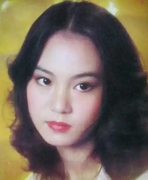 琼女郎刘雪华因刘德凯失去子宫,婚后意外丧夫,现晚年无人陪伴