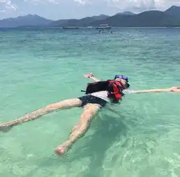 写信告诉我今天的海是什么颜色