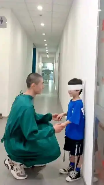 男朋友一定要找对动物和小孩子温柔的男生,这样他对女生一定也不会差