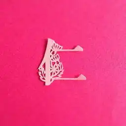 剪纸这个女孩用一把剪刀剪出了最美汉字简直玩出了新境界