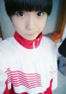 北影学霸校花李依伊清纯赛过当红女星全国各大高校校花私照pk