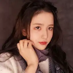 女生唯美有意境的头像,躲在你的怀里