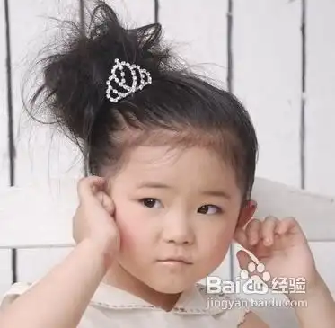 6款卡哇伊小女孩发型绑扎方法让天真无邪蔓延