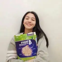 她.是谁,还有其他她的照片吗