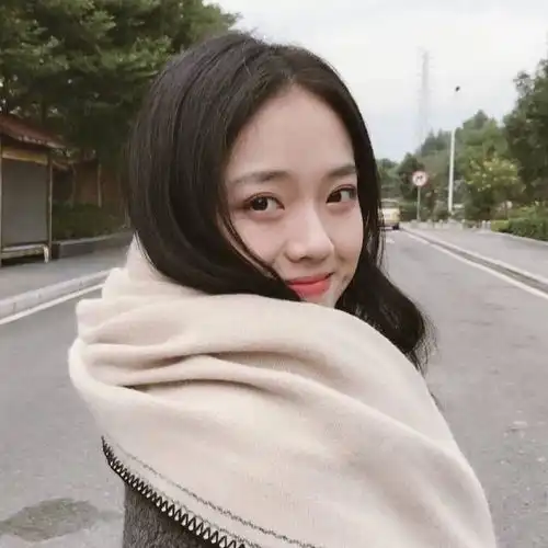 一个45岁中年女人的悔悟参加一次同学会,毁了我20年婚姻