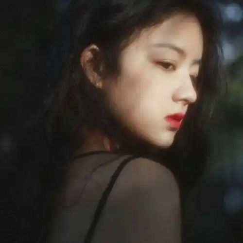 男人只和你暧昧,不会真正的和你在一起,一定有这3种行为
