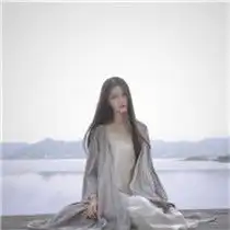 美女头像侧面长发长长的黑发侧面更迷人