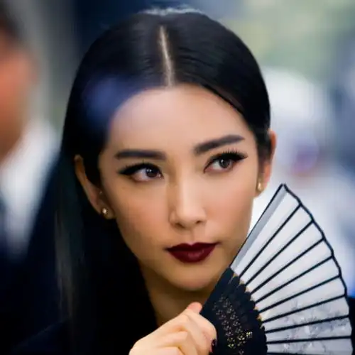 头像人生若无悔,那该多无趣啊