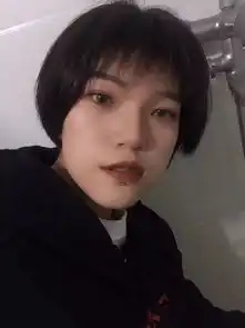 我跟600个短发女孩聊了聊,她们说短发让人上瘾